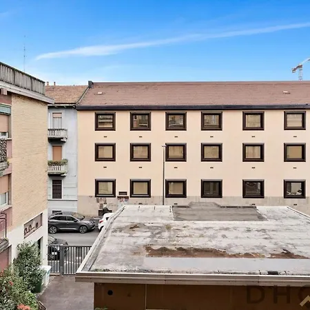 Flu10 -crescenzago- Bright - Wi-fi - Apartament Mediolan