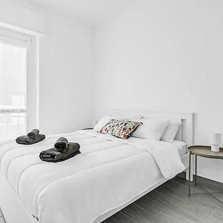 Flu10 -crescenzago- Bright - Wi-fi - Apartament